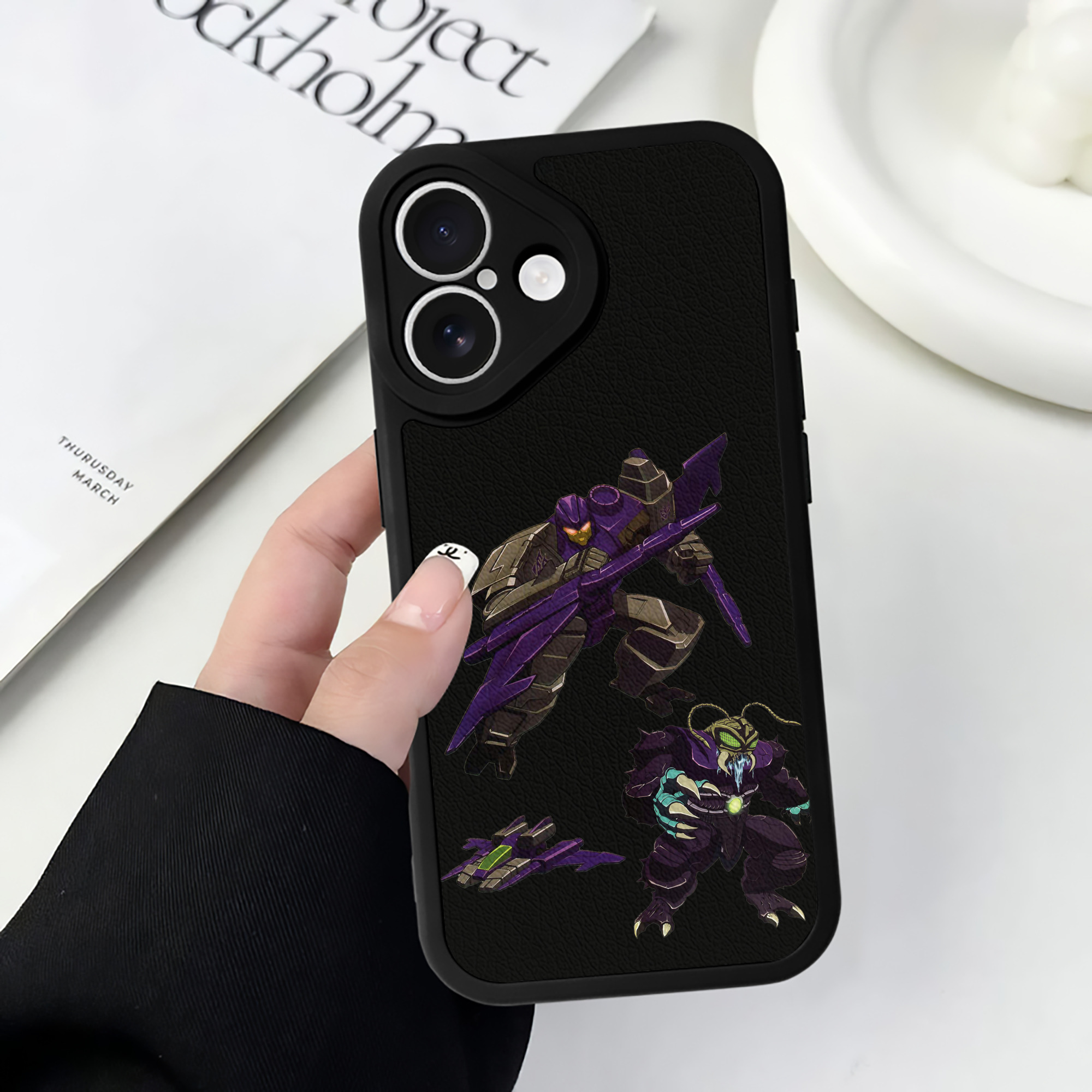 （画像用）  【iPhone 16シリーズ対応】シリコンスマホケース（レザー調） 材質：シリコン